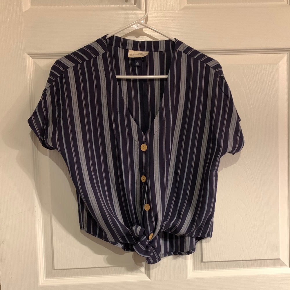 Women’s button down tie shirt